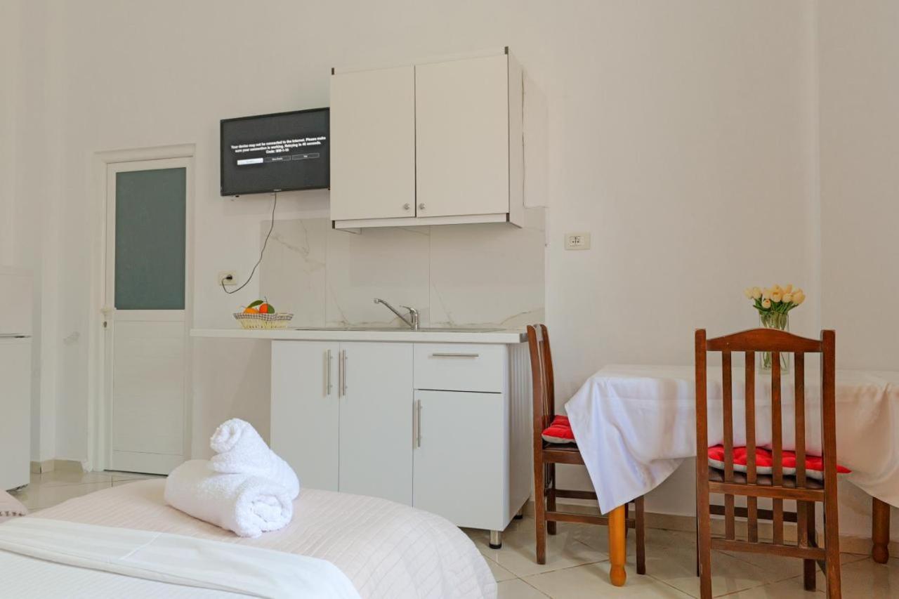 Sunflower Hotel Ksamil Dış mekan fotoğraf