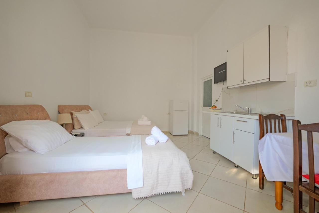 Sunflower Hotel Ksamil Dış mekan fotoğraf